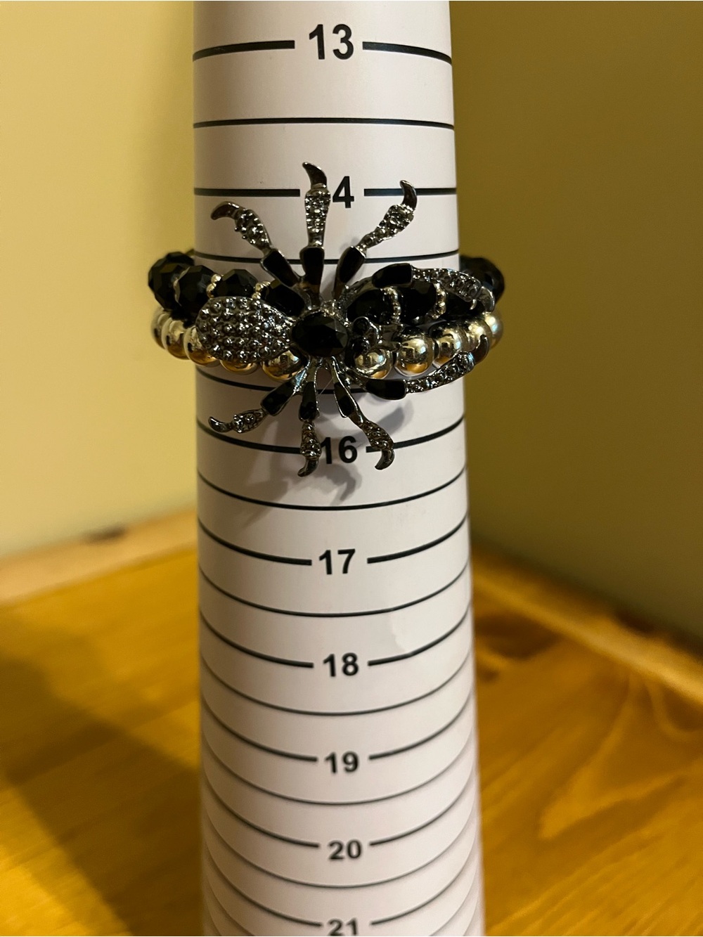 Vintage double stranded spider stretch bracelet in silver black starting size 6